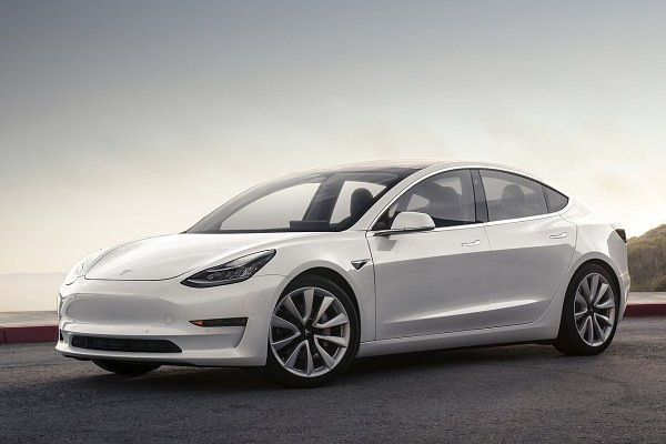 Tesla Model 3 Performance - 2017 【汽車資料庫 34170】