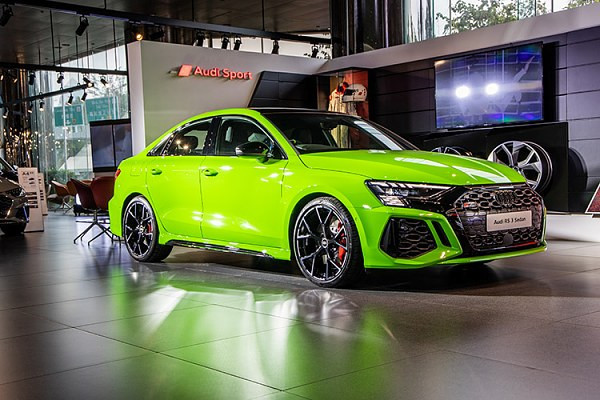 Audi RS3 Sedan 2022 【汽車資料庫 72708】